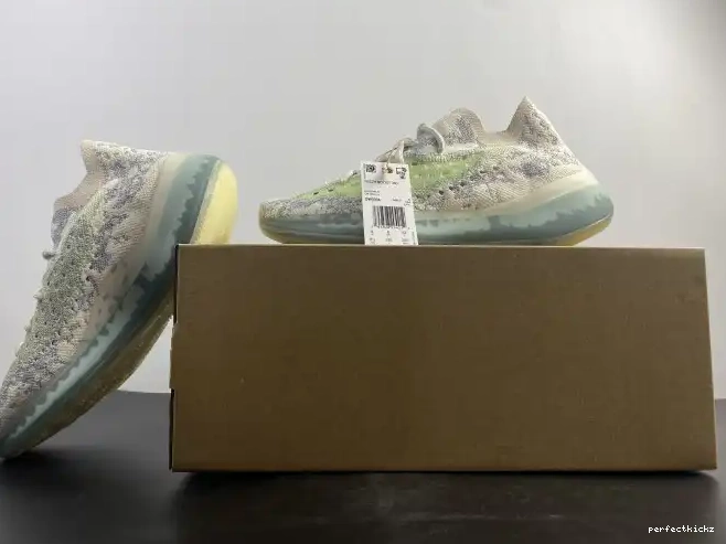 Yeezy Blue Boost GW0304 Alien 380 Adidas 0521